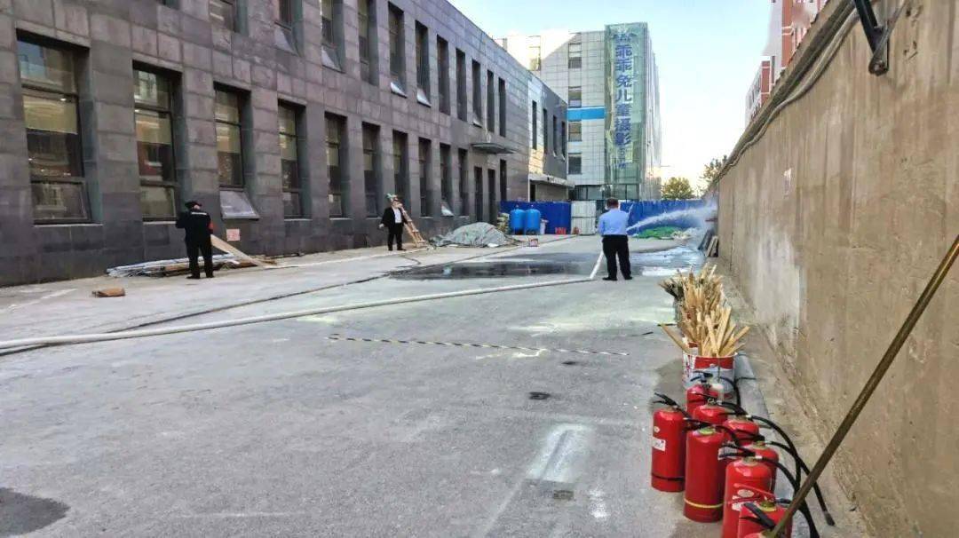 新媒体产业基地组织园区企业开展“一警六员”实训|AG亚娱集团官方(图6)