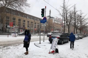 必须坚持以人民为中心_时事政治_中公教育网‘AG亚娱集团官方’(图4) ag亚娱官网