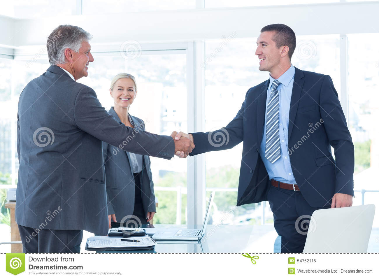 创客文化与音乐艺术,引领教育产业新未来:AG亚娱集团