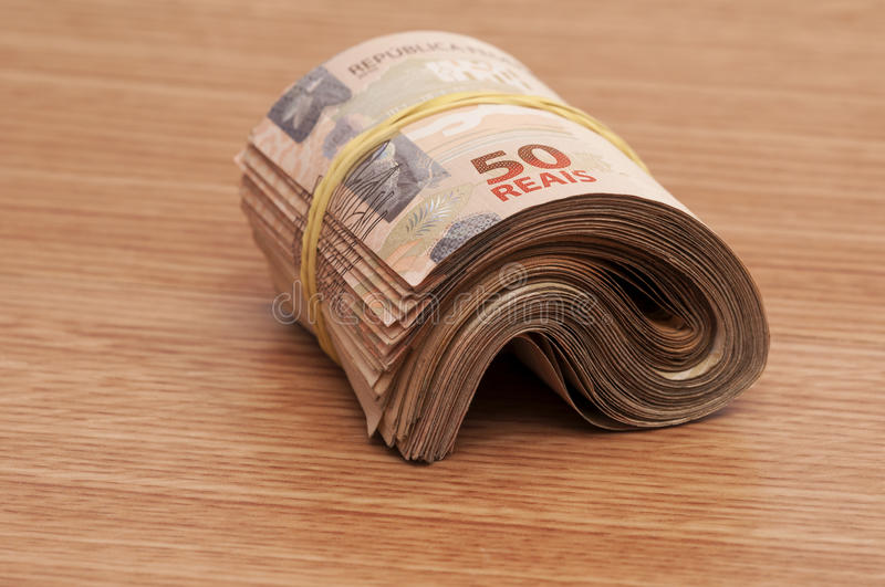 AG亚娱集团-探知未来”科普创新大赛争霸冰城哈尔滨 青年学子尽显创新本色(图2) ag亚娱官网