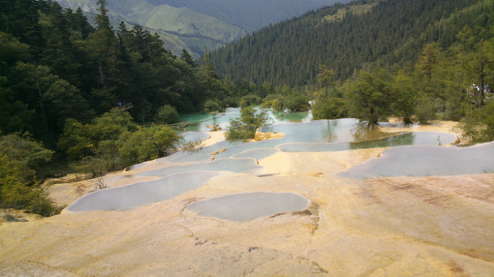 AG亚娱集团:
「齐齐哈尔新闻热线」遇到燃气泄漏市民该怎么办?