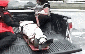 
搞笑GIF：你们喜欢这个小姐姐蜘蛛侠吗？最近其他平台都很火 -AG亚娱集团(图6)