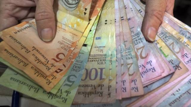 AG亚娱集团：重庆黔江持续推进消防安全夜查行动