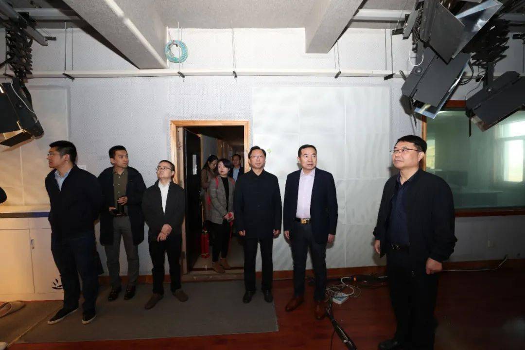 淮阴区融媒体中心建设接受省级验收!_ag亚娱官网(图3)
淮阴区融媒体中心建设接受省级验收!_ag亚娱官网(图3)