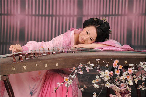 AG亚娱集团官方-海利华科引领教育行业新理念