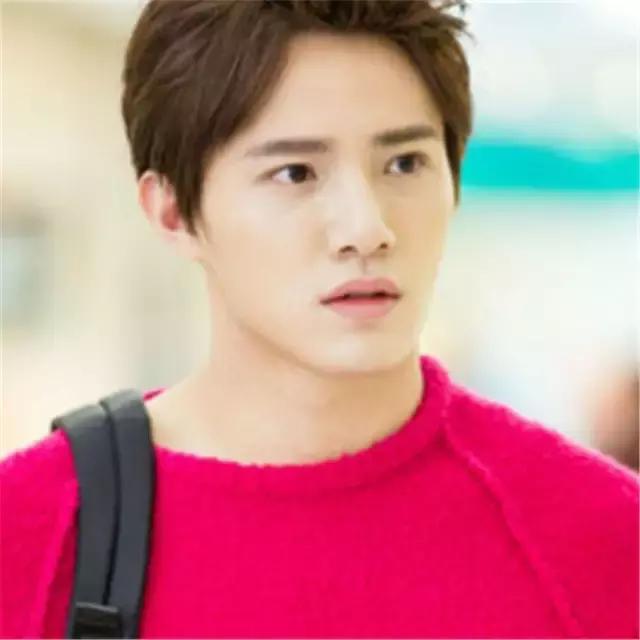 “AG亚娱集团官方”选出脱贫攻坚一线“好马”_时事政治_中公教育网