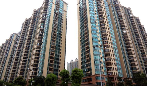 宝石城秋季宁静生产暨消防宁静培训集会召开-AG亚娱集团(图2) AG亚娱集团官方